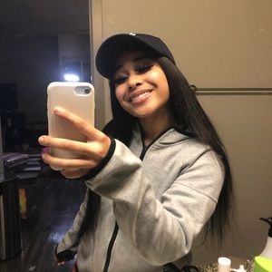 Meet your Posher, Corrina